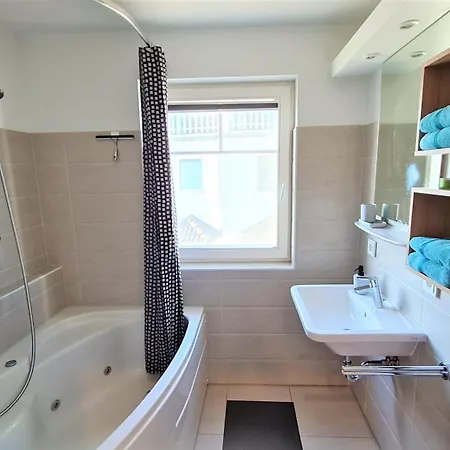 Strandhaus Sonne Und Apartament Olpenitz